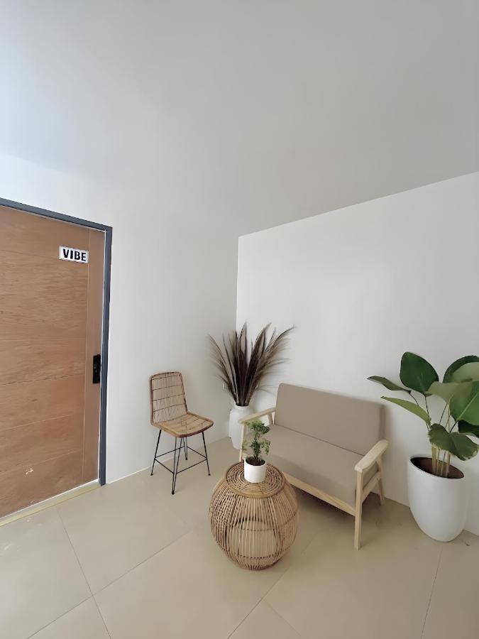 New Modern Home Near Airport, Beach And Fast Wi-Fi Sudtungan Ngoại thất bức ảnh